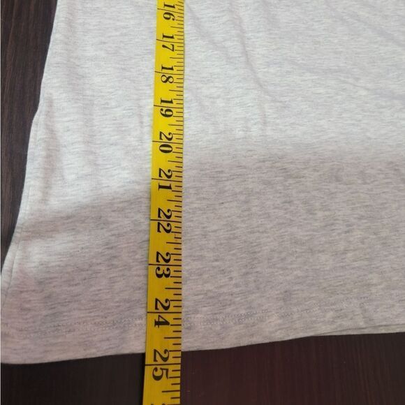 Calvin Klein T-Shirt  - Picture 6 of 10